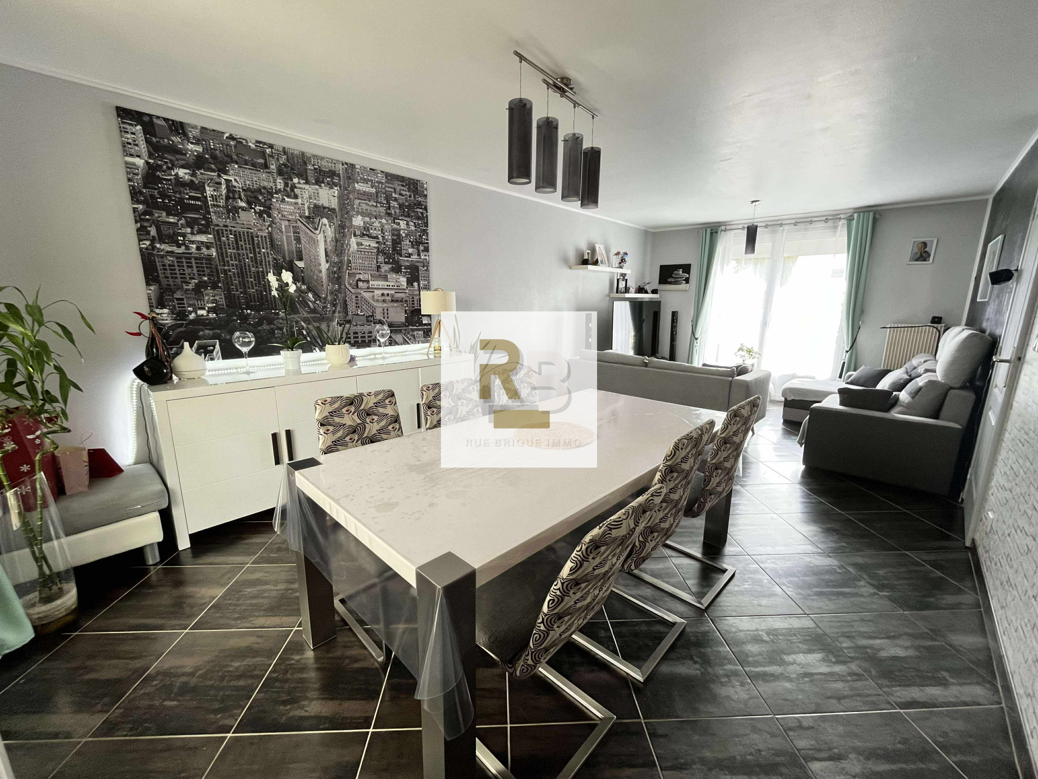 Agence immobilière de Rue' Brique Immo